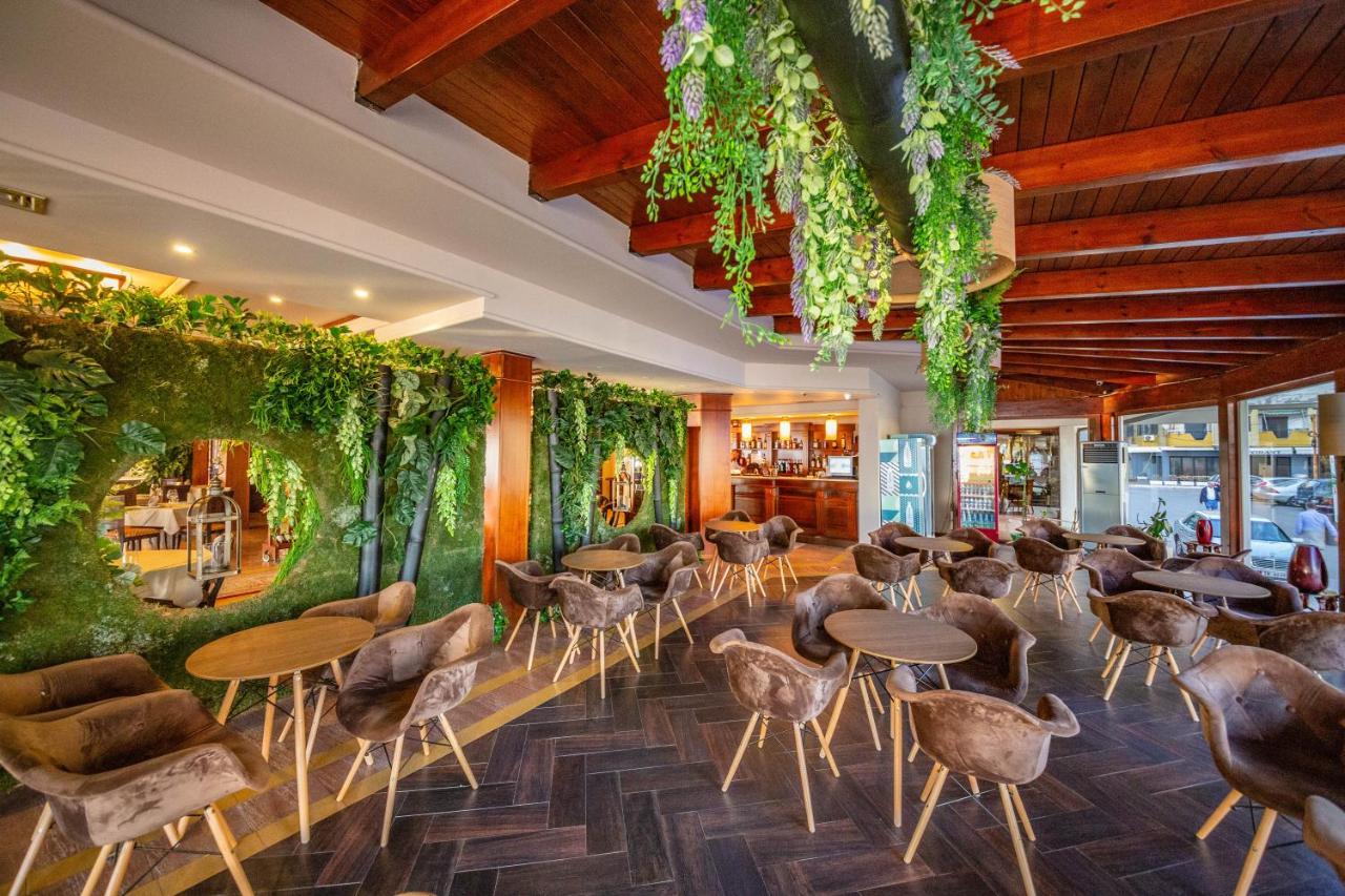 Hotel Majestic Дуррес Экстерьер фото